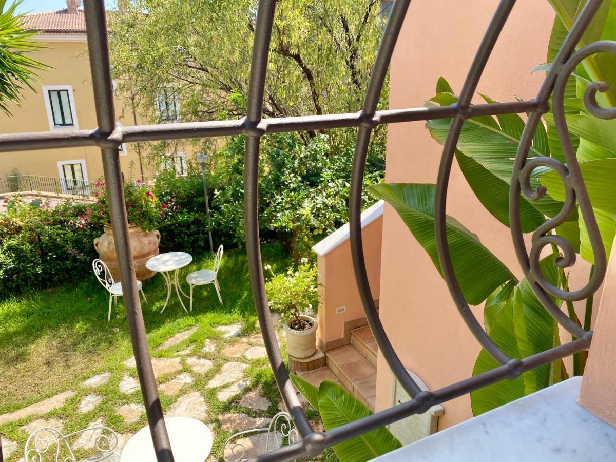 La Casa Di Paolo Casa Di Charme Hotell Marina di Camerota Exteriör bild